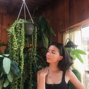 Meet your Posher, Maya